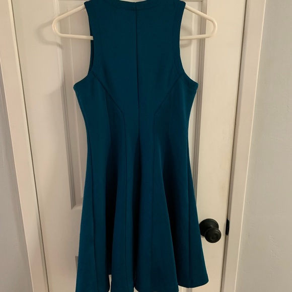 Women’s Cocktail Dress - Picture 2 of 4